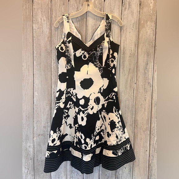 Nine West Dresses & Skirts - Nine West Black and White Floral Dress